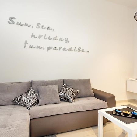 Apartments&Rooms Dario Krk Krk Town Exterior foto