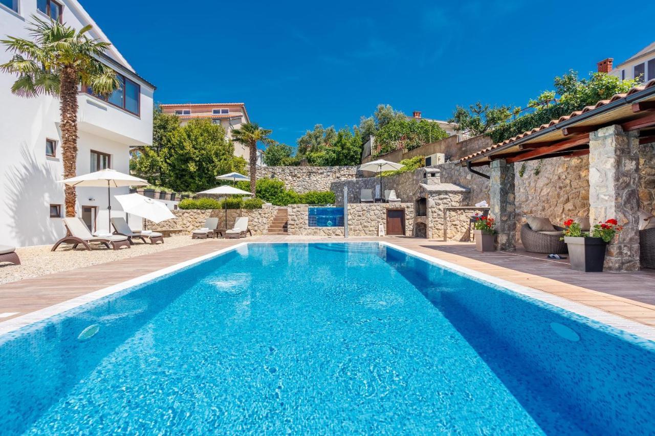 Apartments&Rooms Dario Krk Krk Town Exterior foto