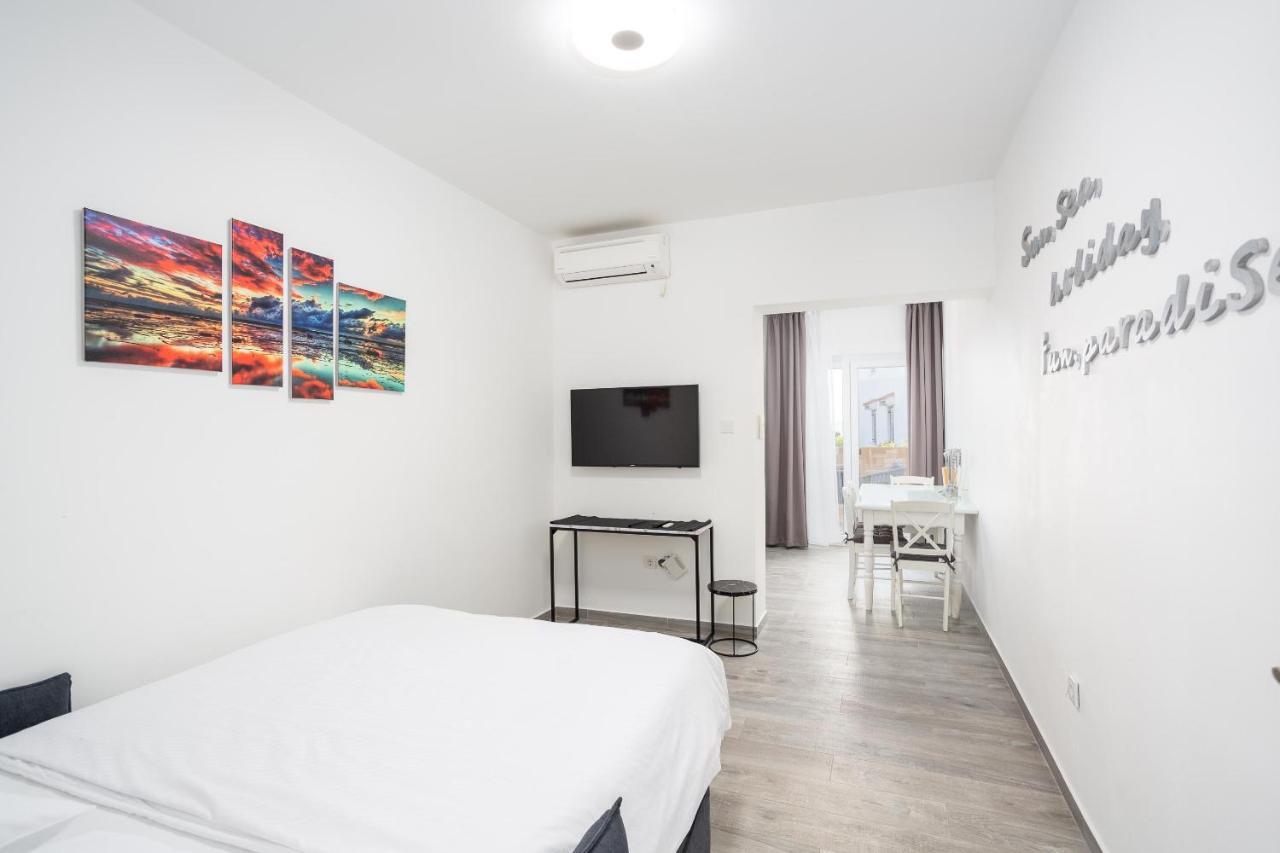 Apartments&Rooms Dario Krk Krk Town Exterior foto